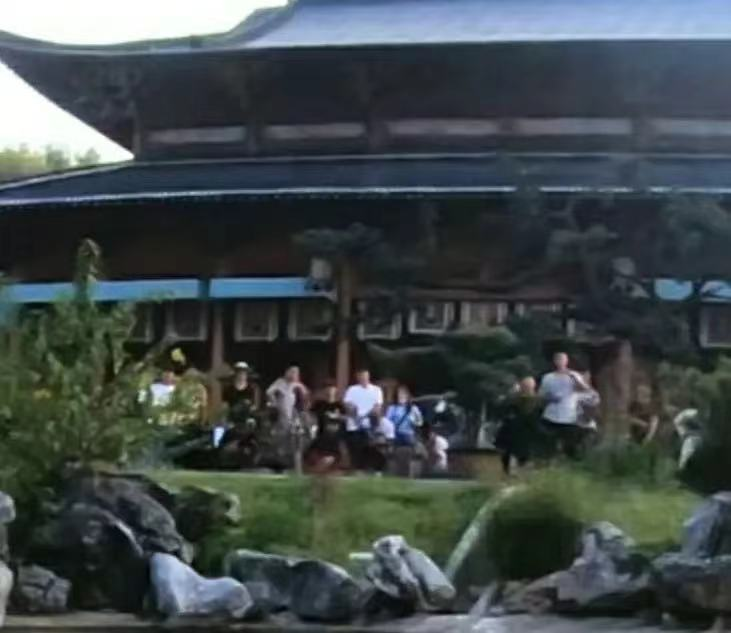 趙露思