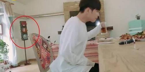 唐藝昕