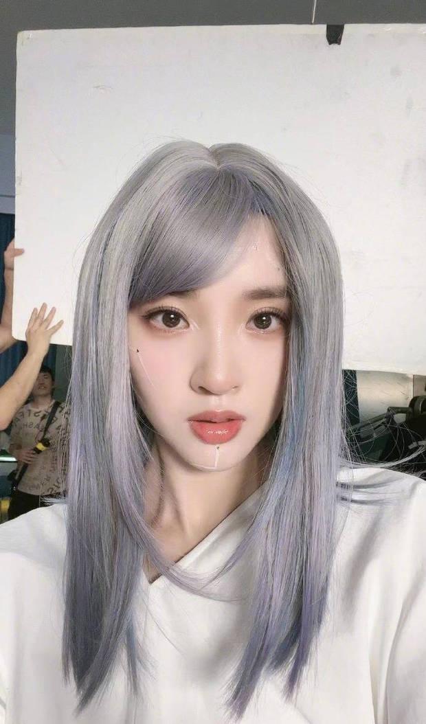 唐藝昕
