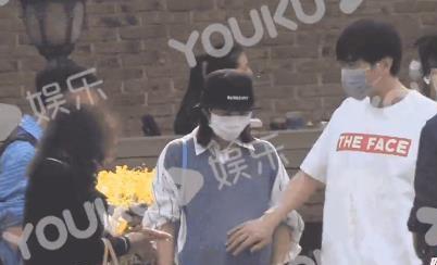 唐藝昕