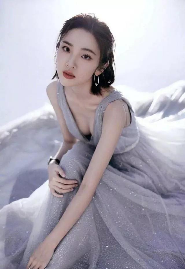 唐藝昕