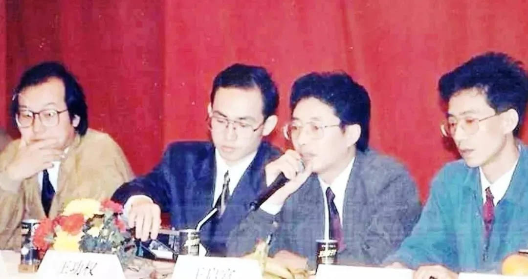 馮崙