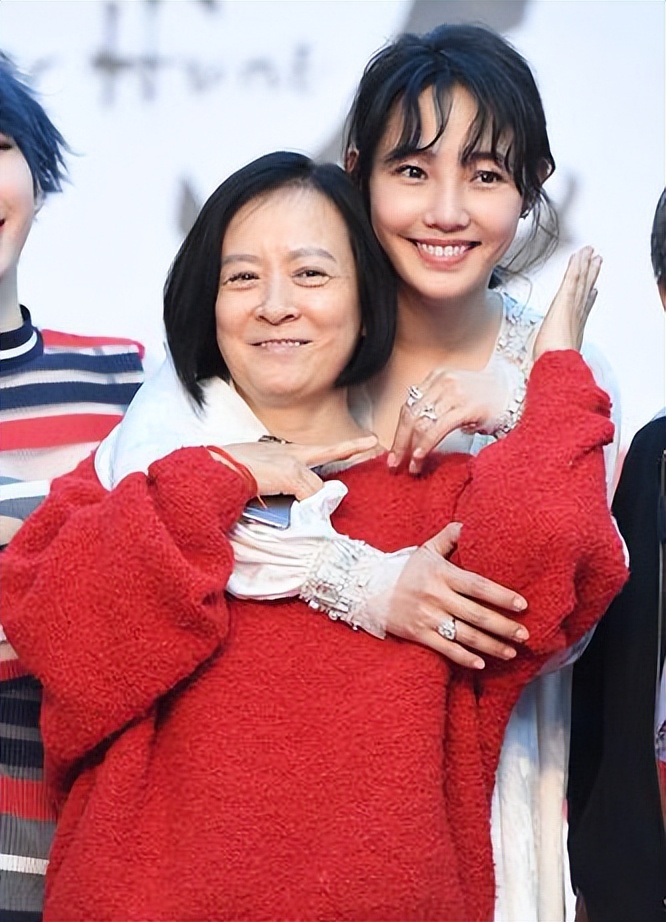 焦俊艷