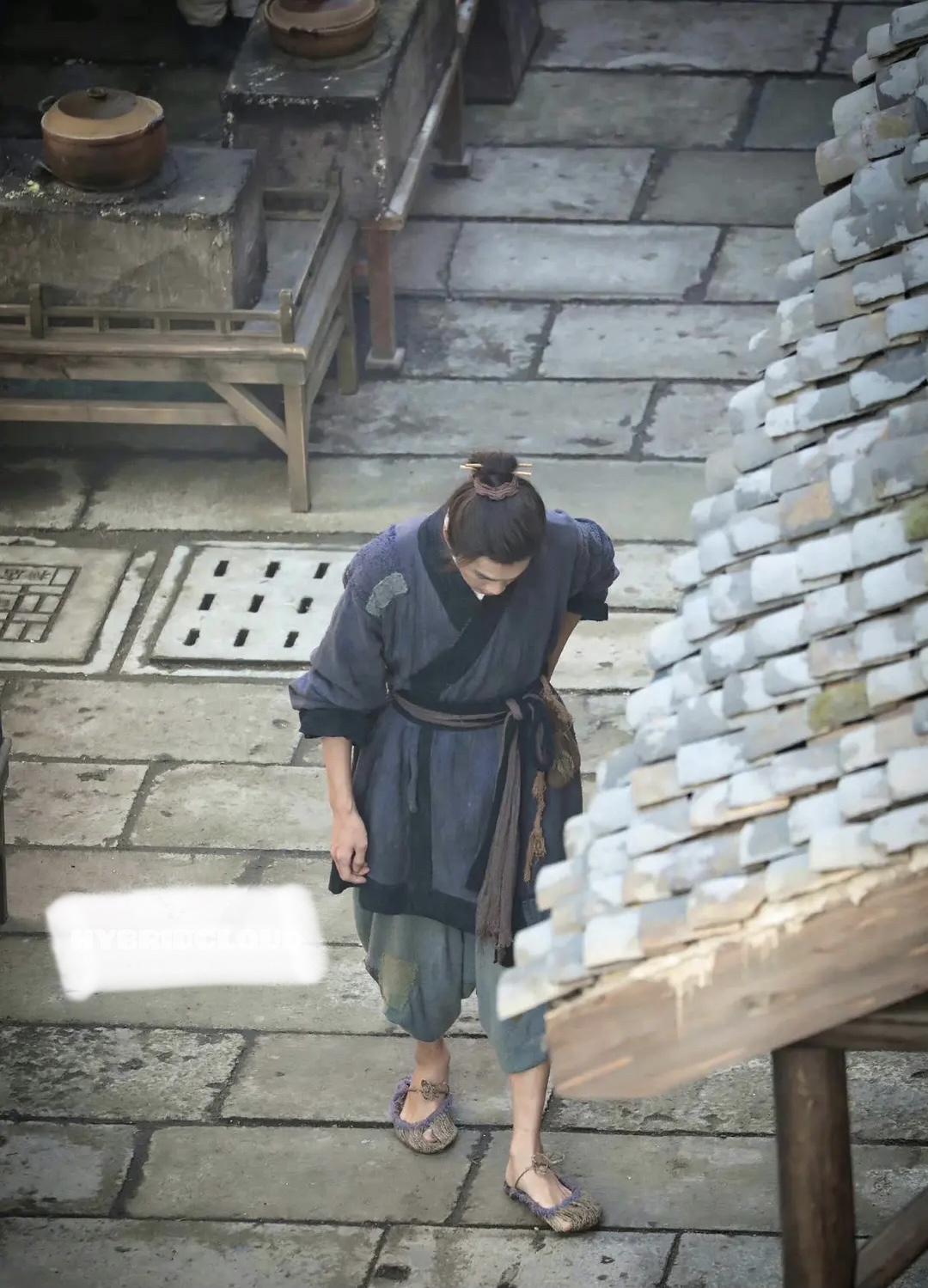張若昀