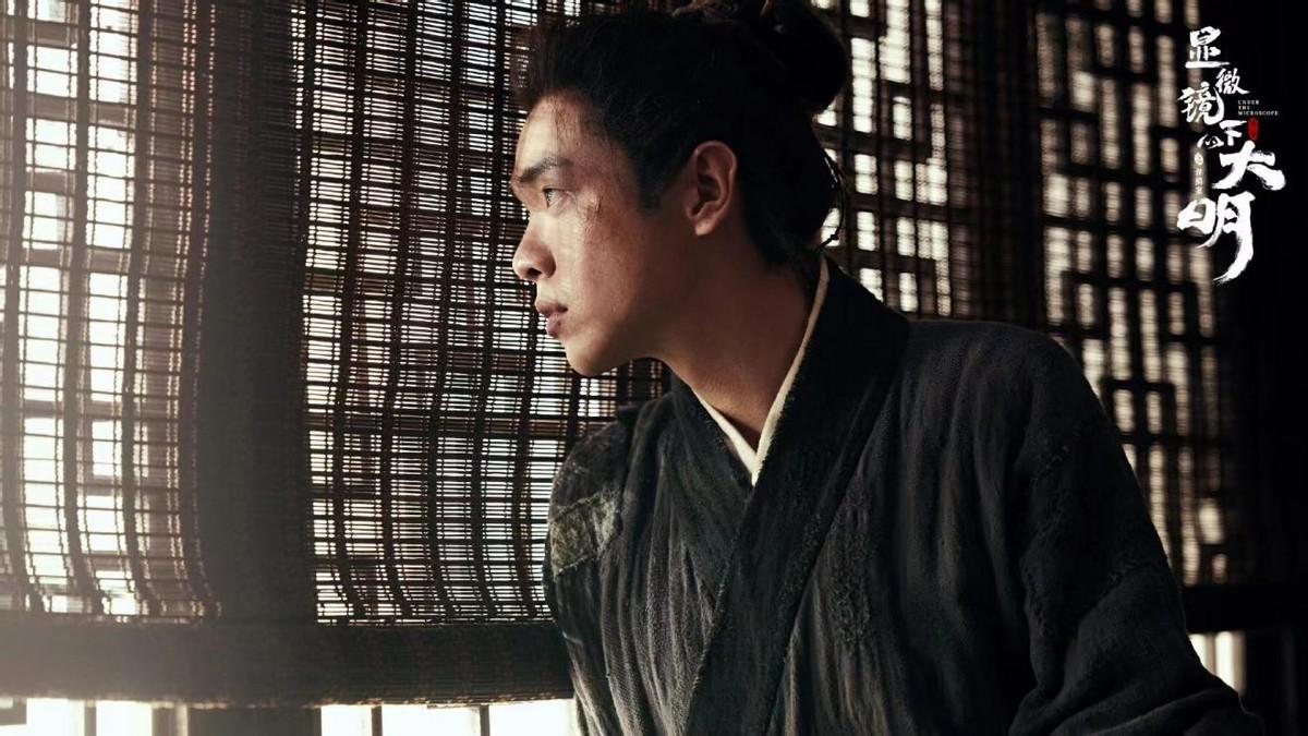 張若昀