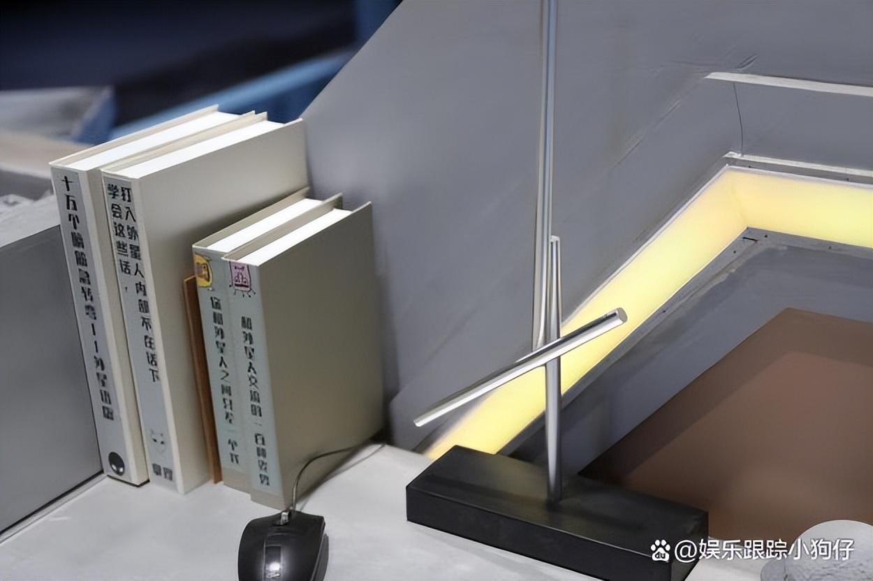 張若昀