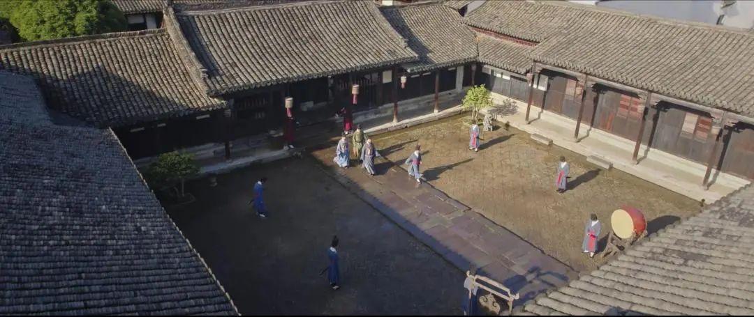 張若昀