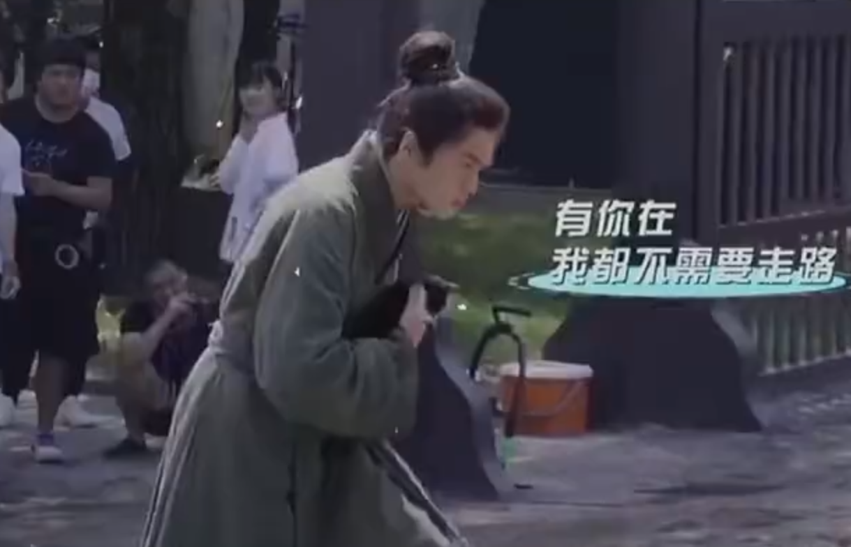 張若昀
