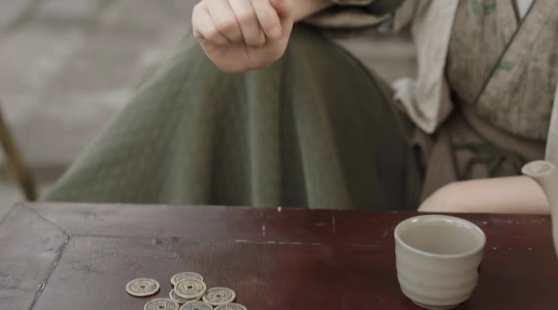 張若昀