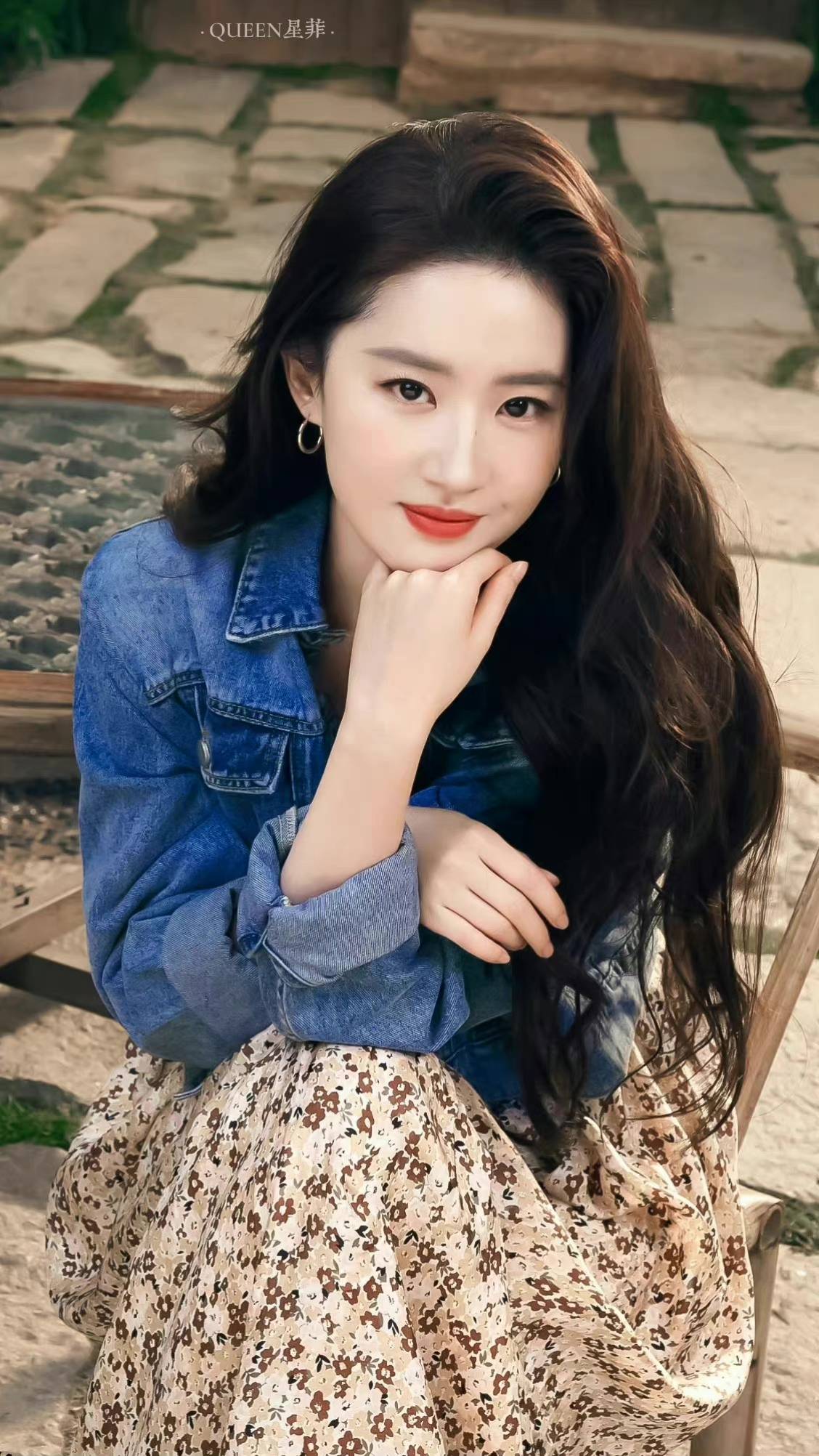 劉亦菲