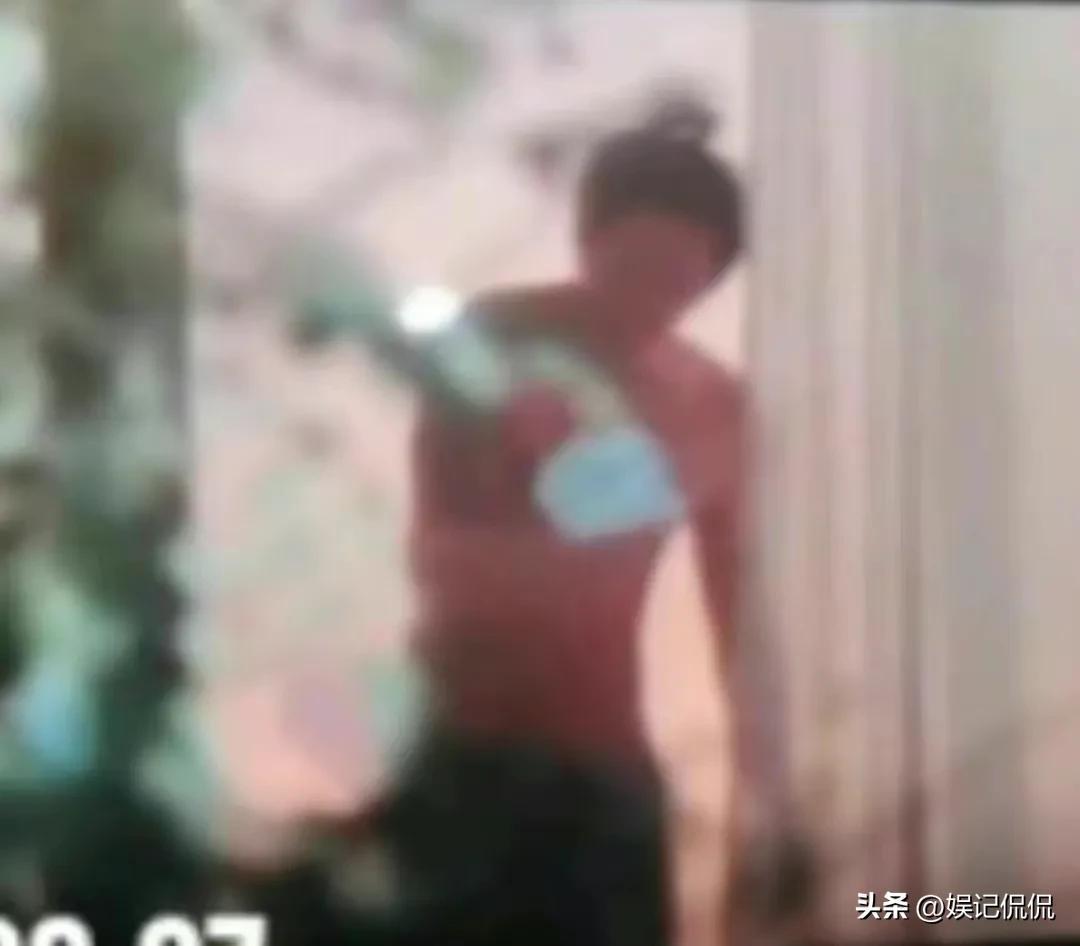 關曉彤