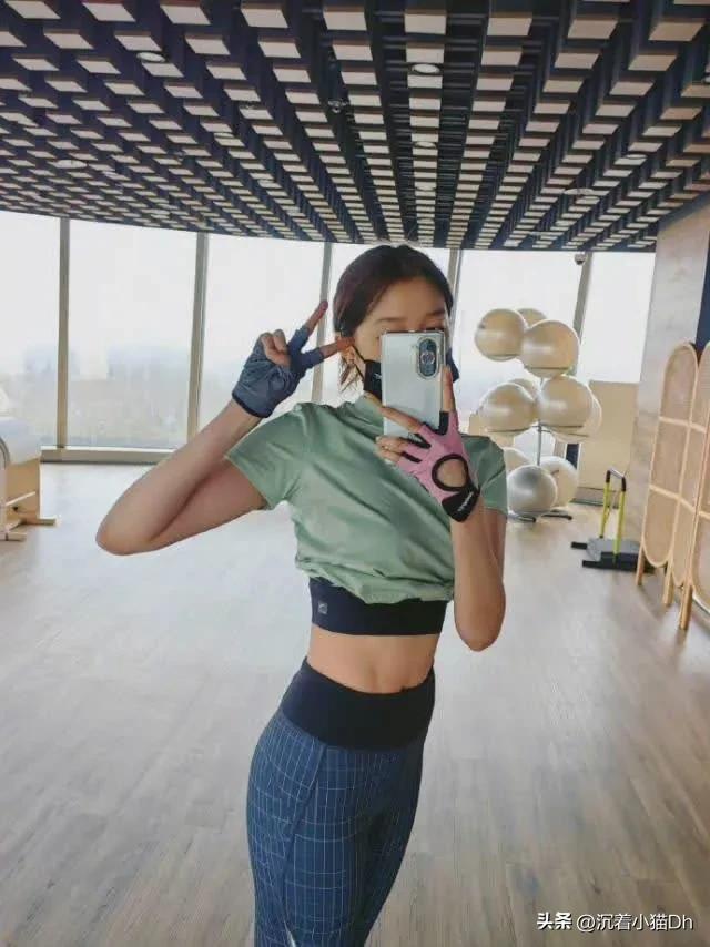 關曉彤