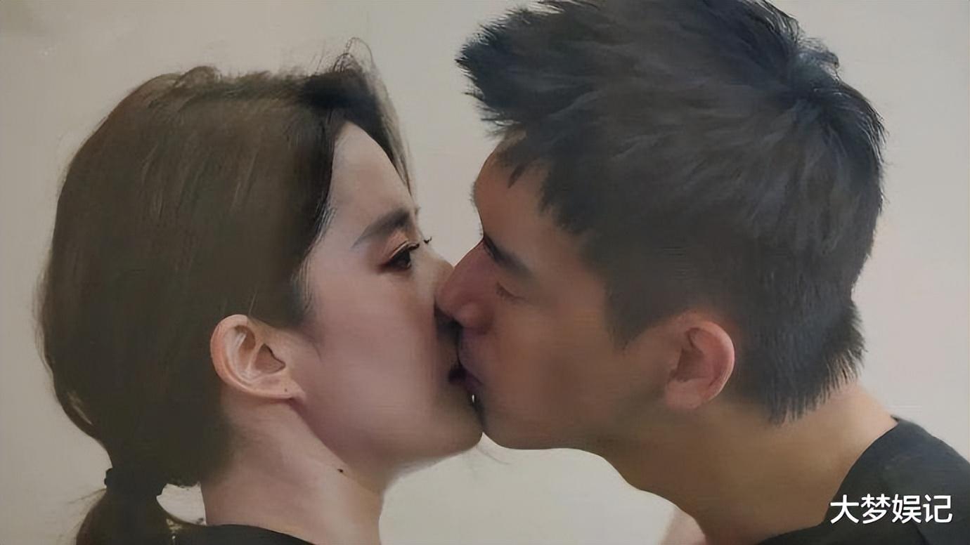 劉亦菲