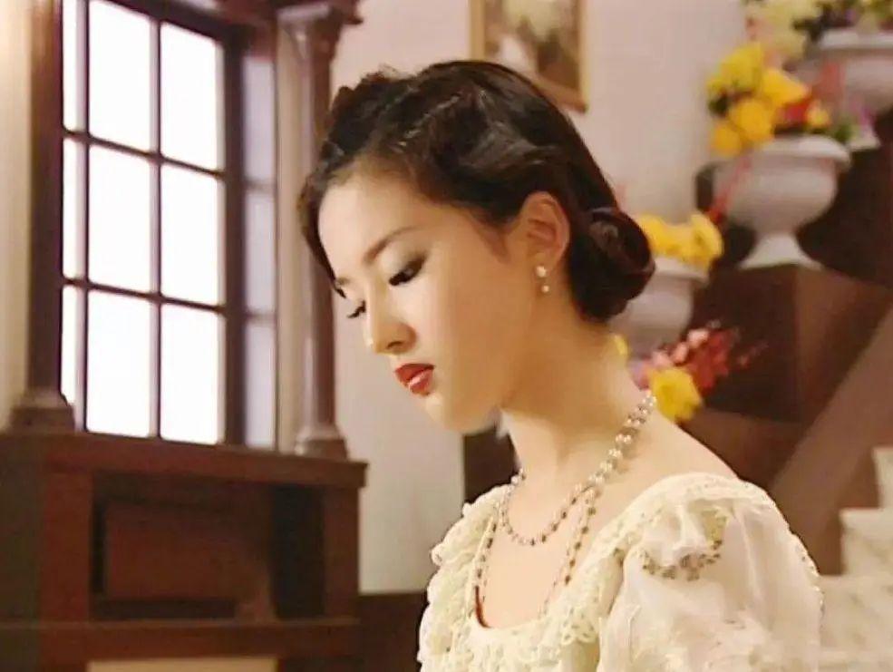 劉亦菲
