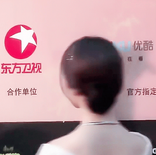 劉亦菲