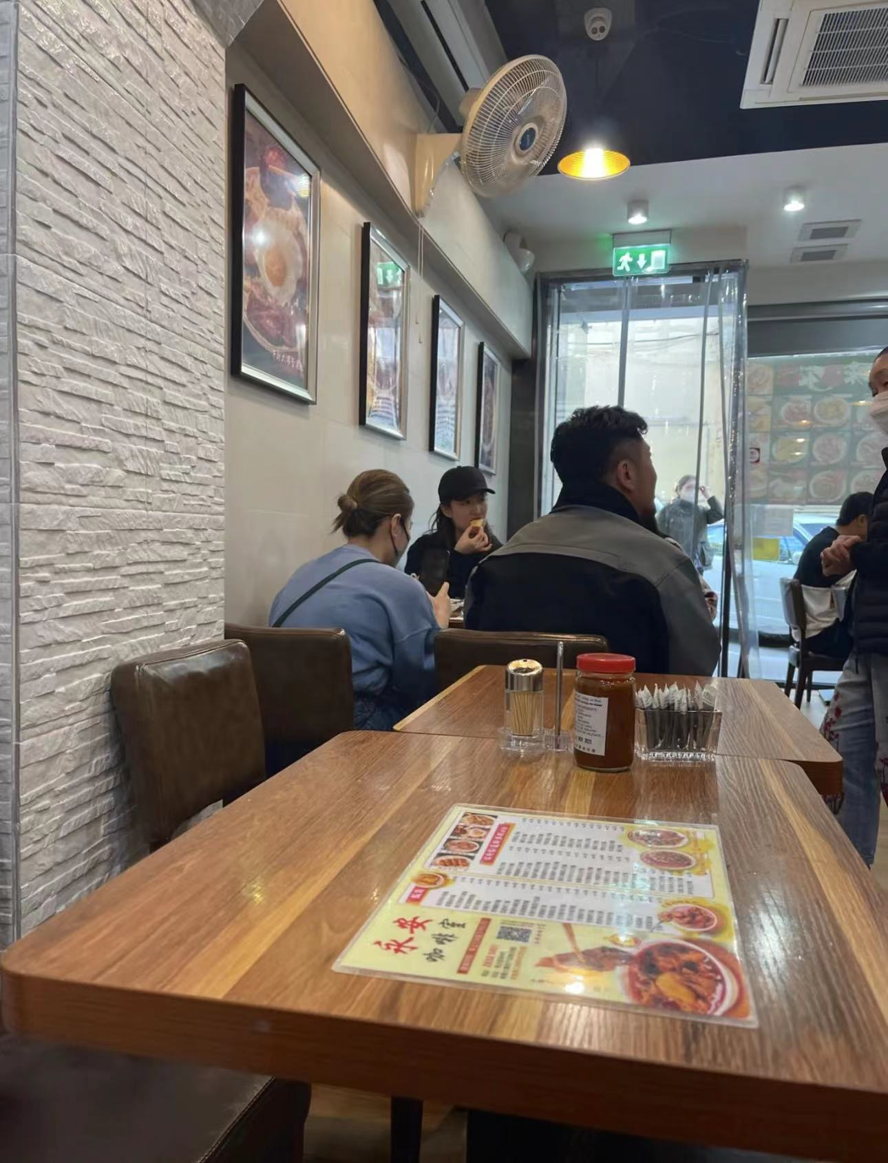 劉亦菲