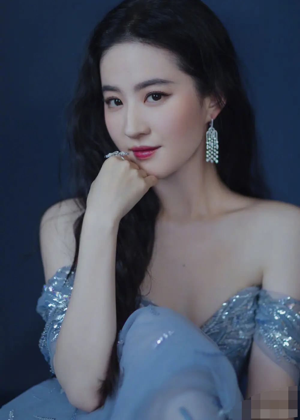 劉亦菲