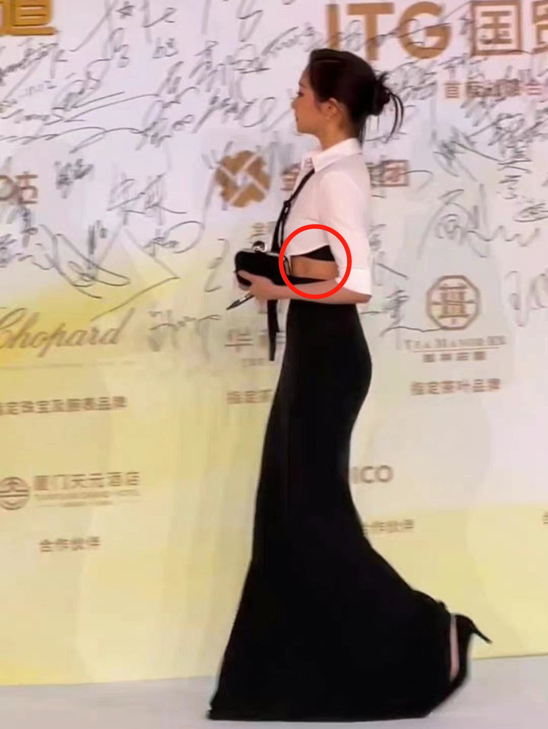劉亦菲