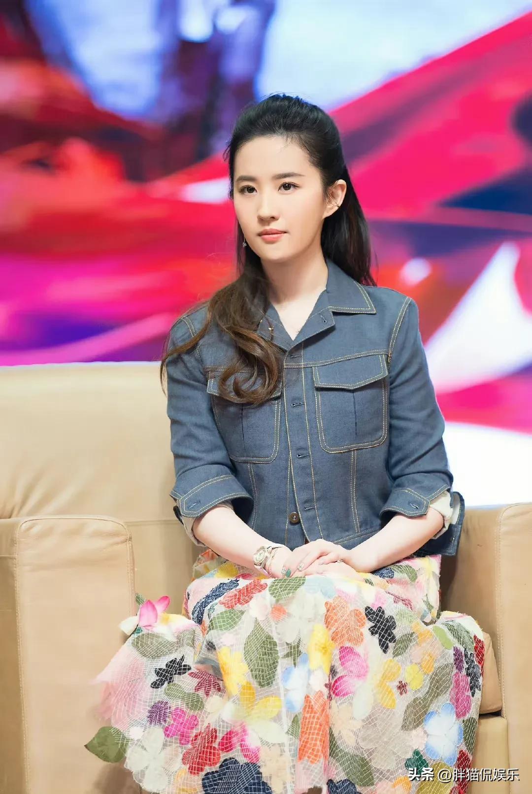劉亦菲