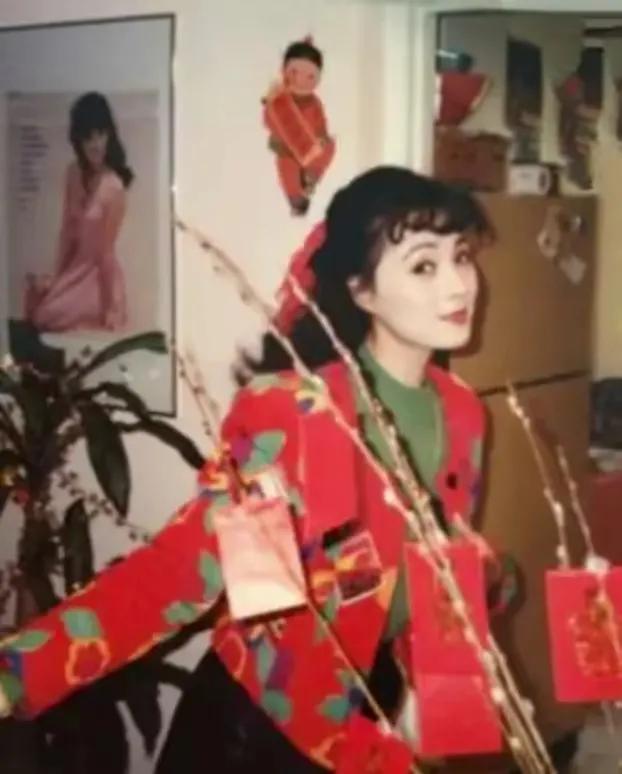 劉亦菲