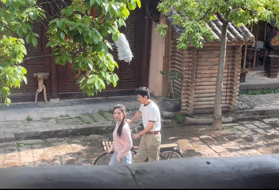 劉亦菲