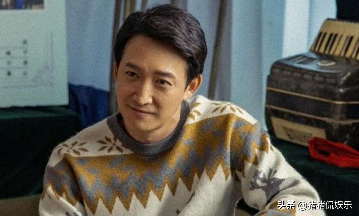靳東