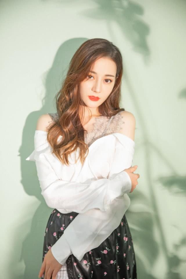迪麗熱巴