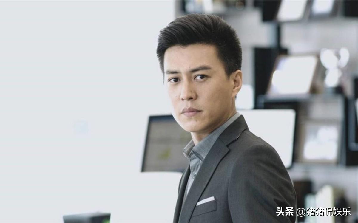 靳東