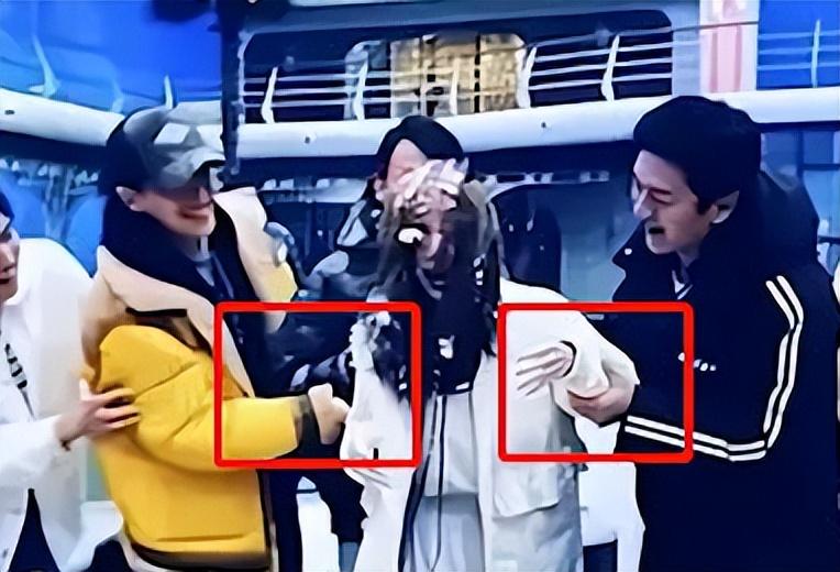 李一桐