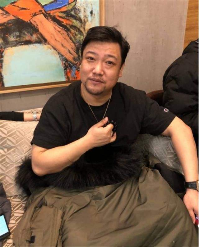 賈冰