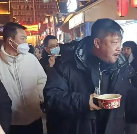 賈冰