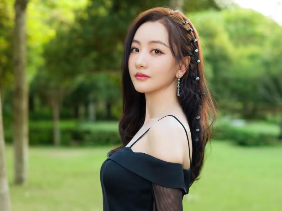 白宇