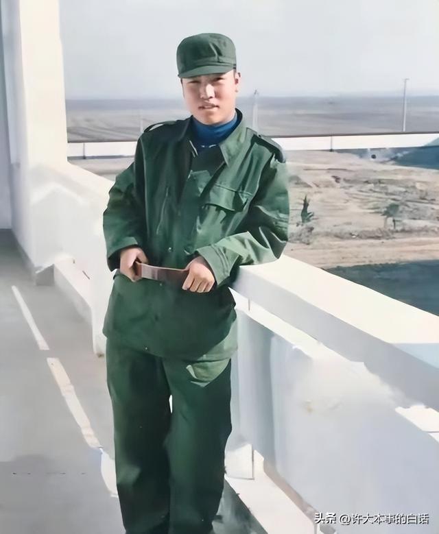賈冰