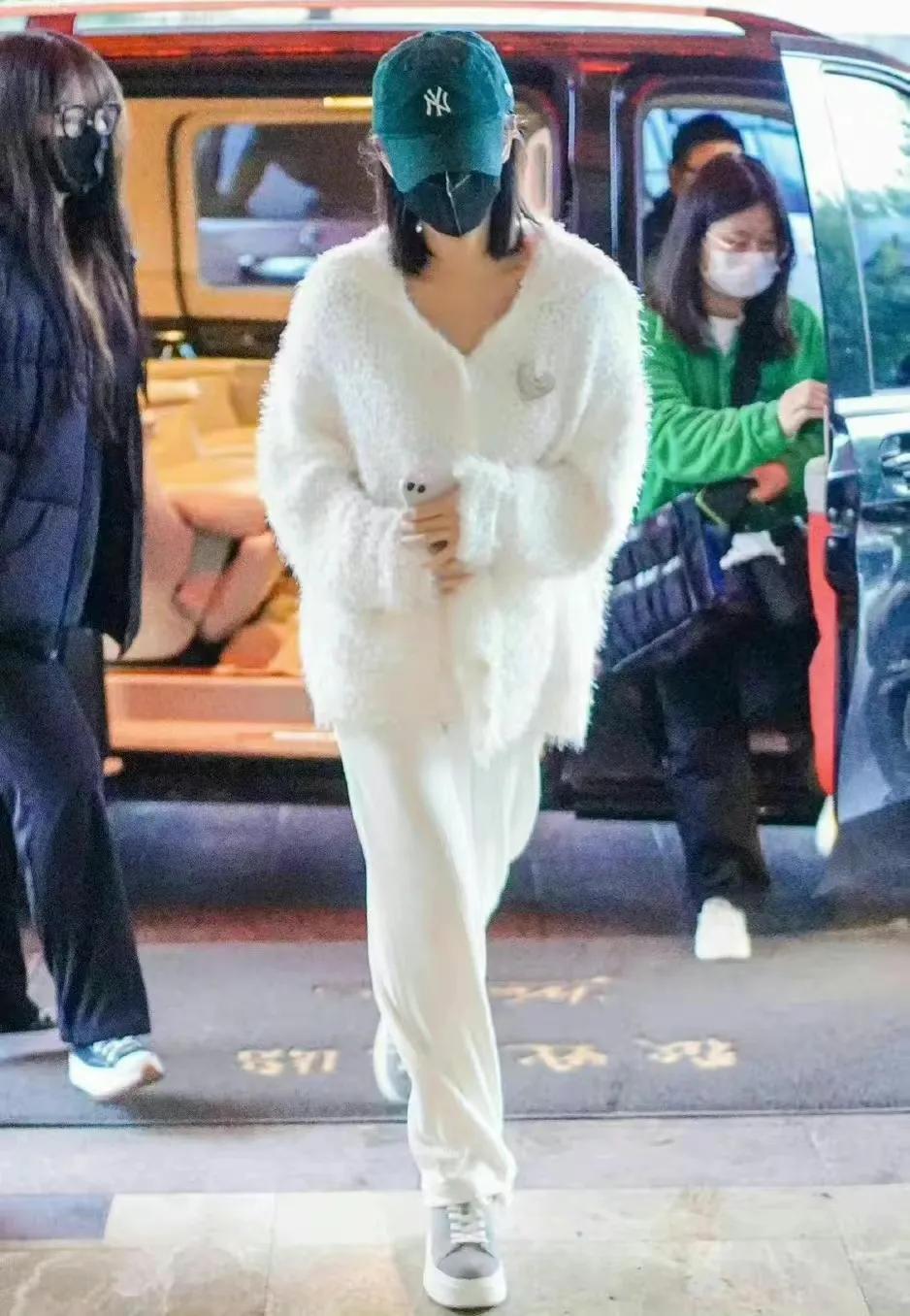 李一桐