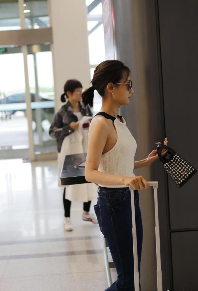 李一桐