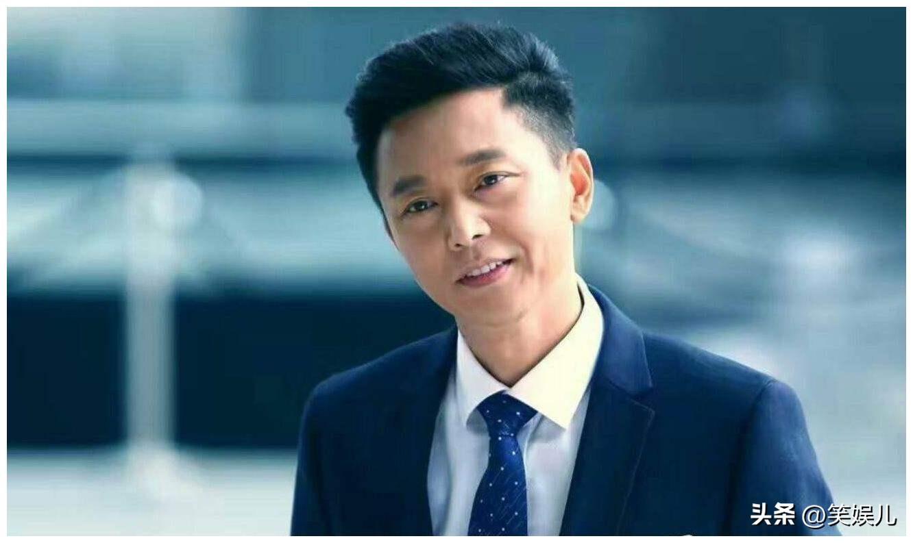 李一桐