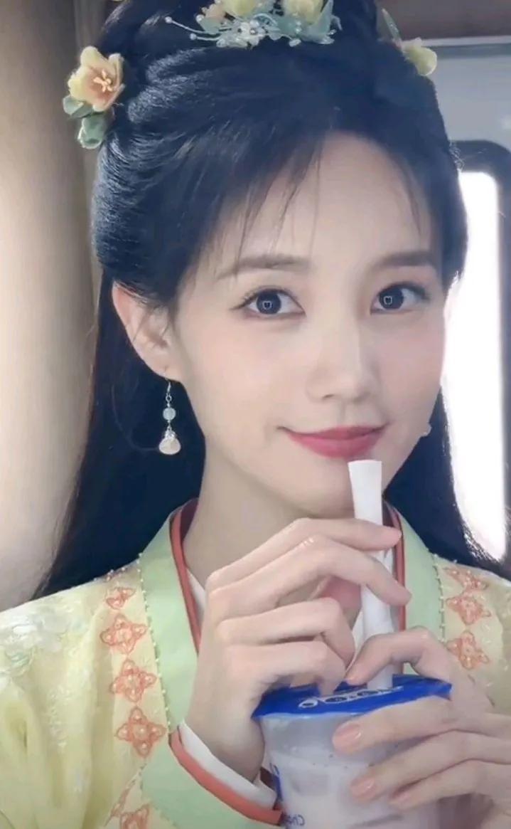 李一桐