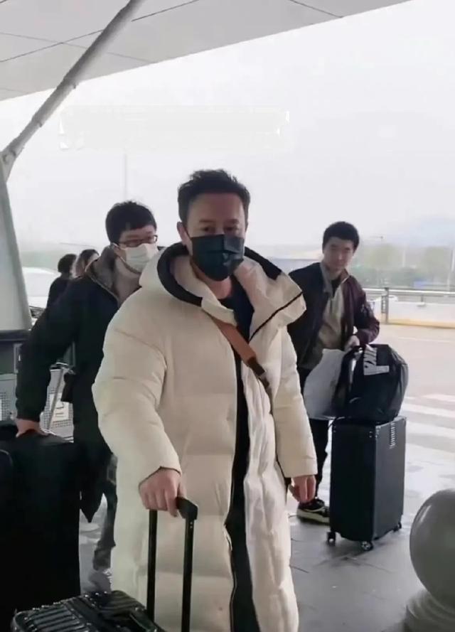 李一桐