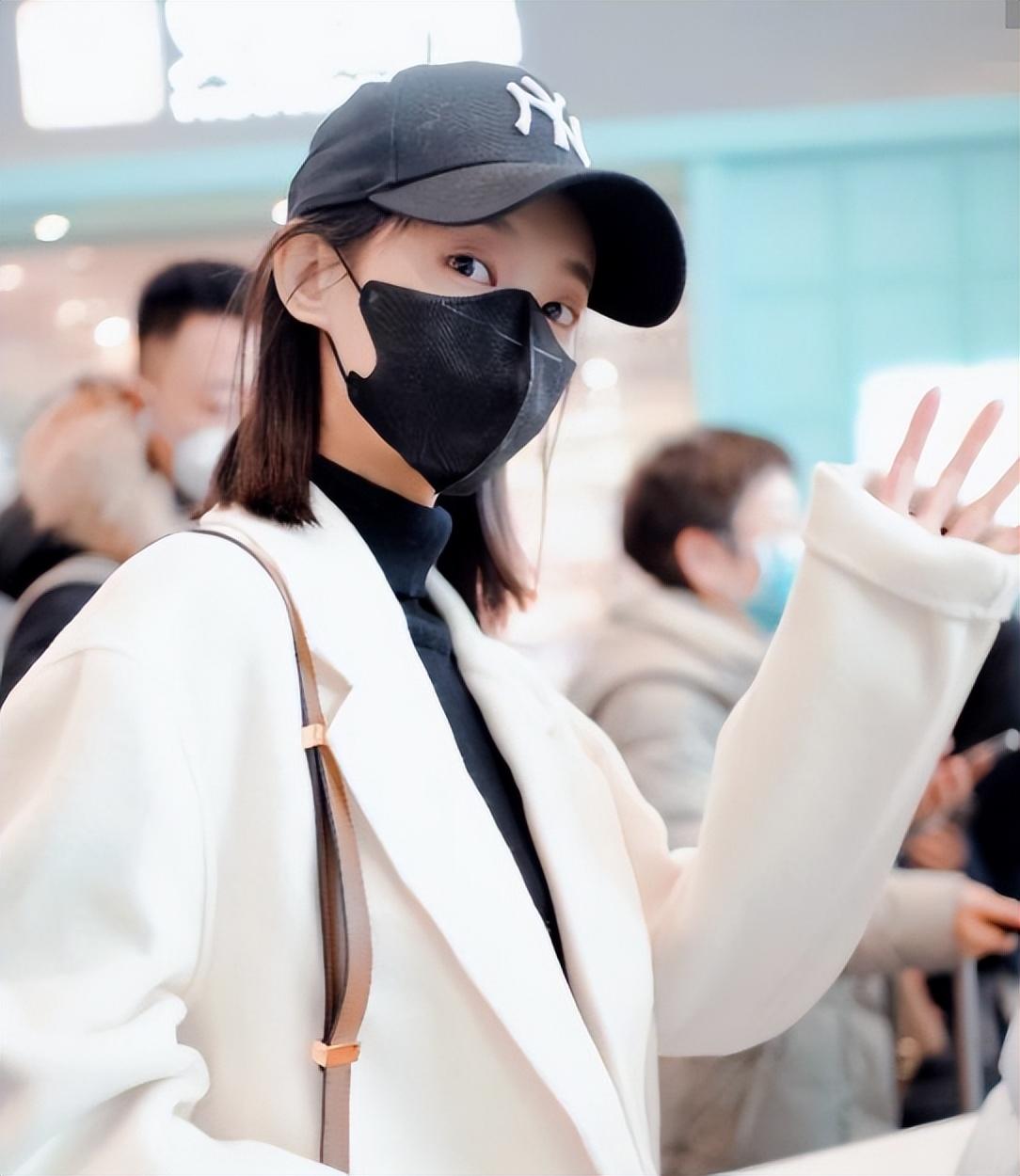 李一桐