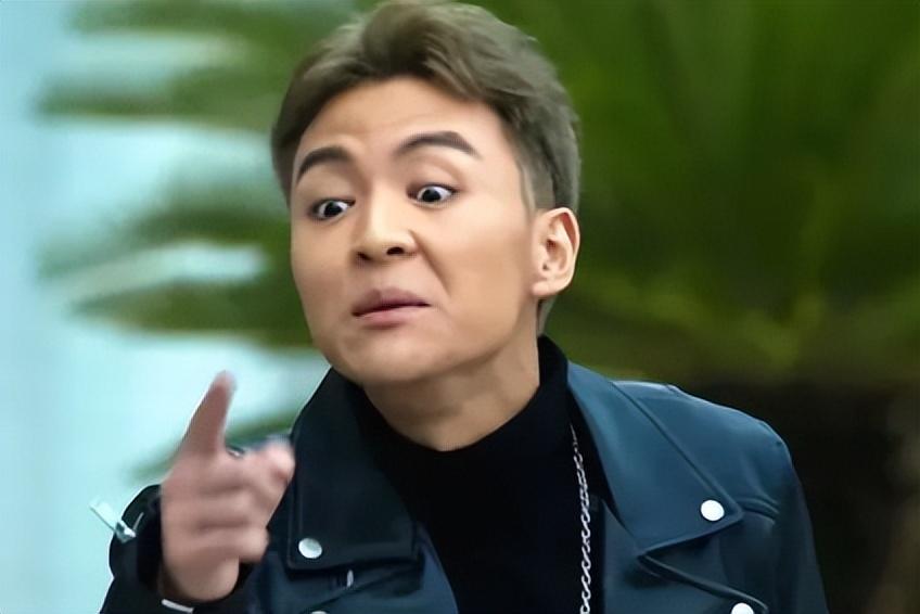 李一桐