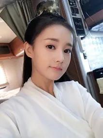 李一桐