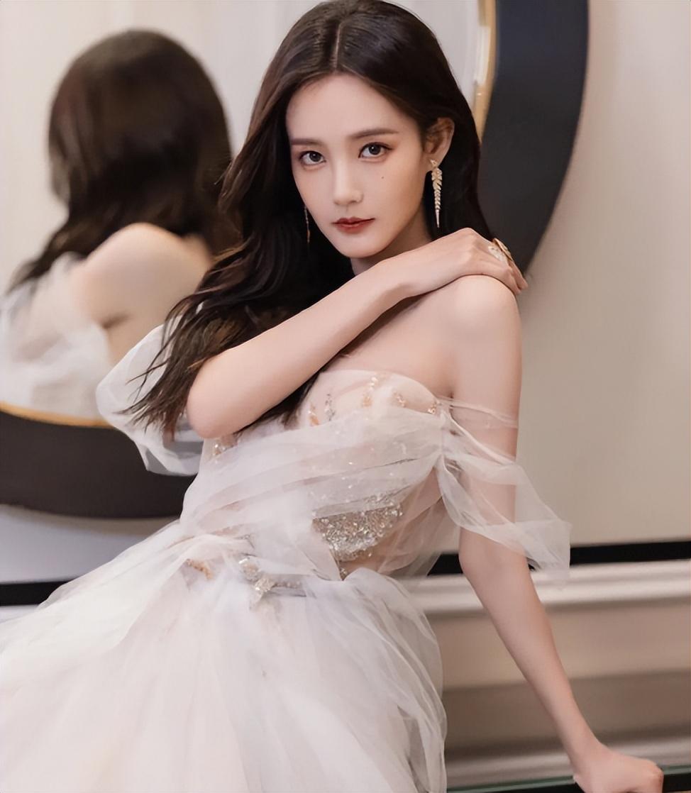 李一桐