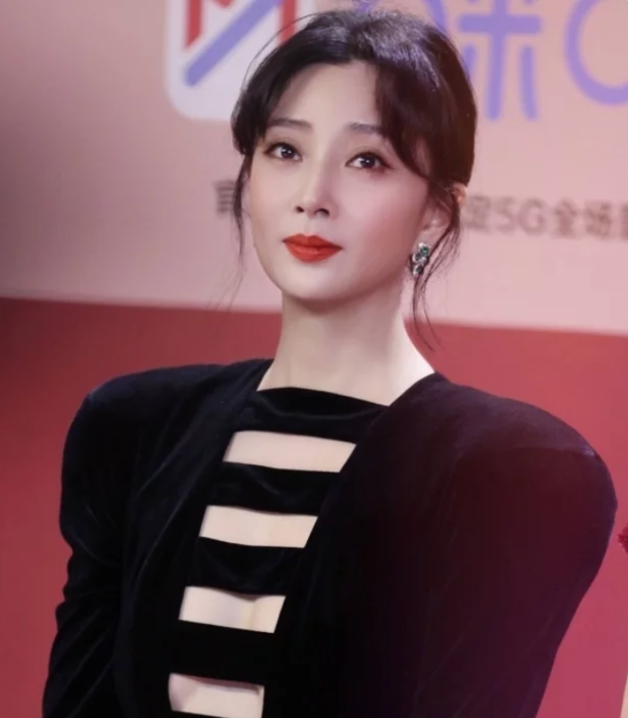 殷桃