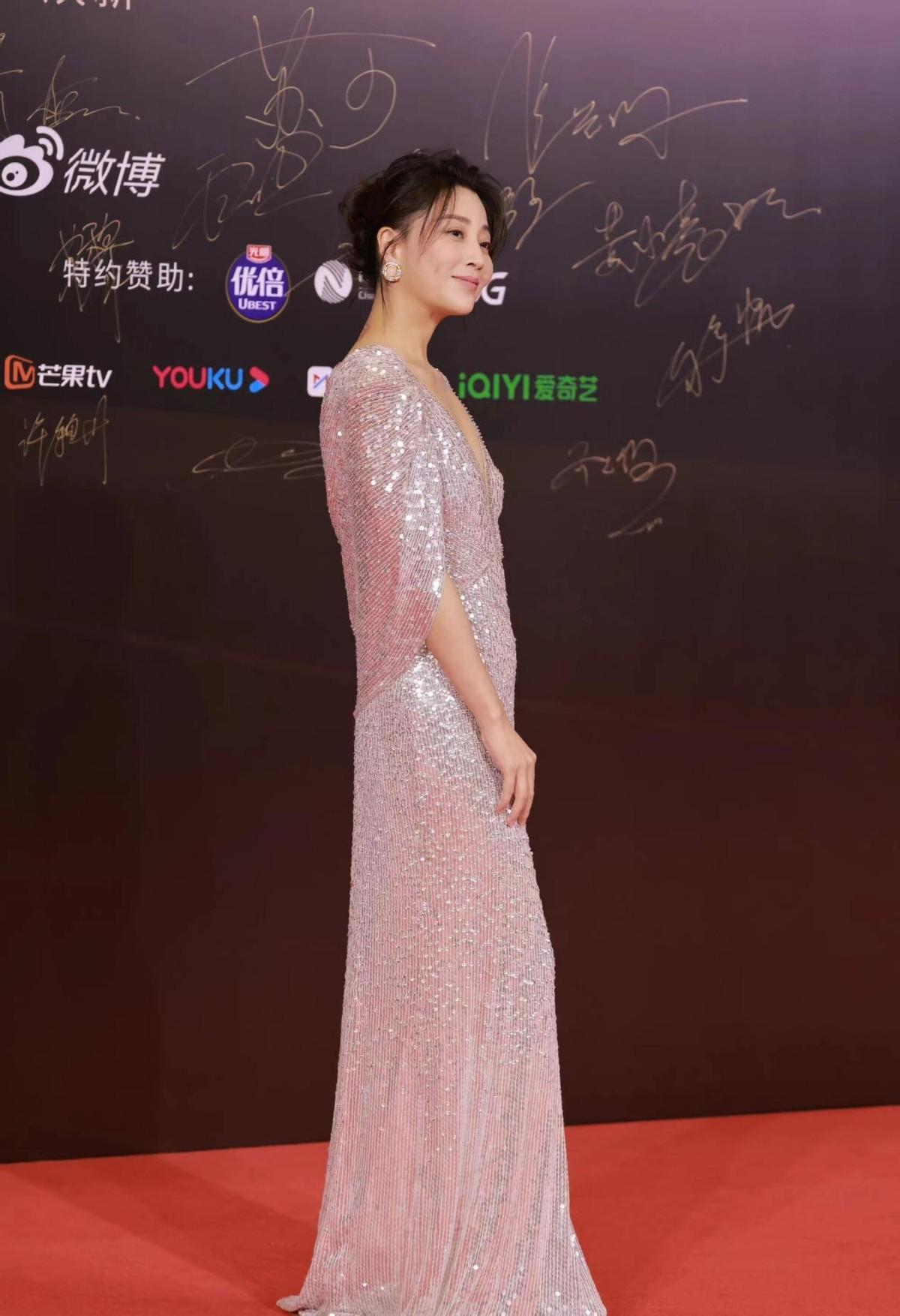 殷桃
