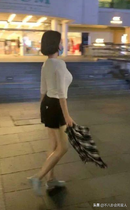 李小冉