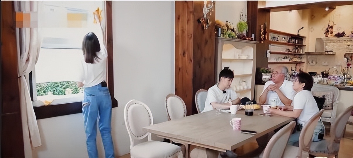 人工名媛陳若儀個人資料簡介（為林志穎生三個兒子，也只能聽婆婆使喚擦玻璃）