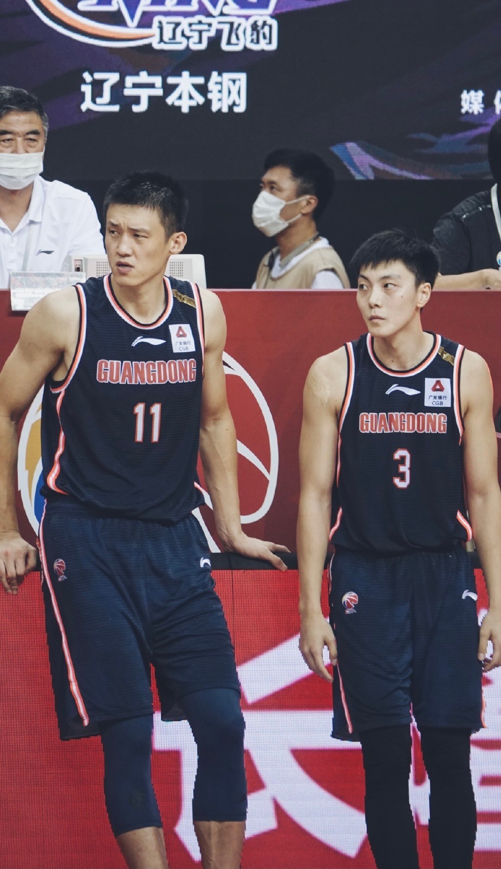 週鵬