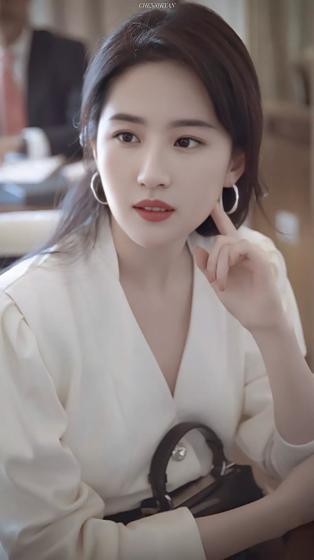 劉亦菲