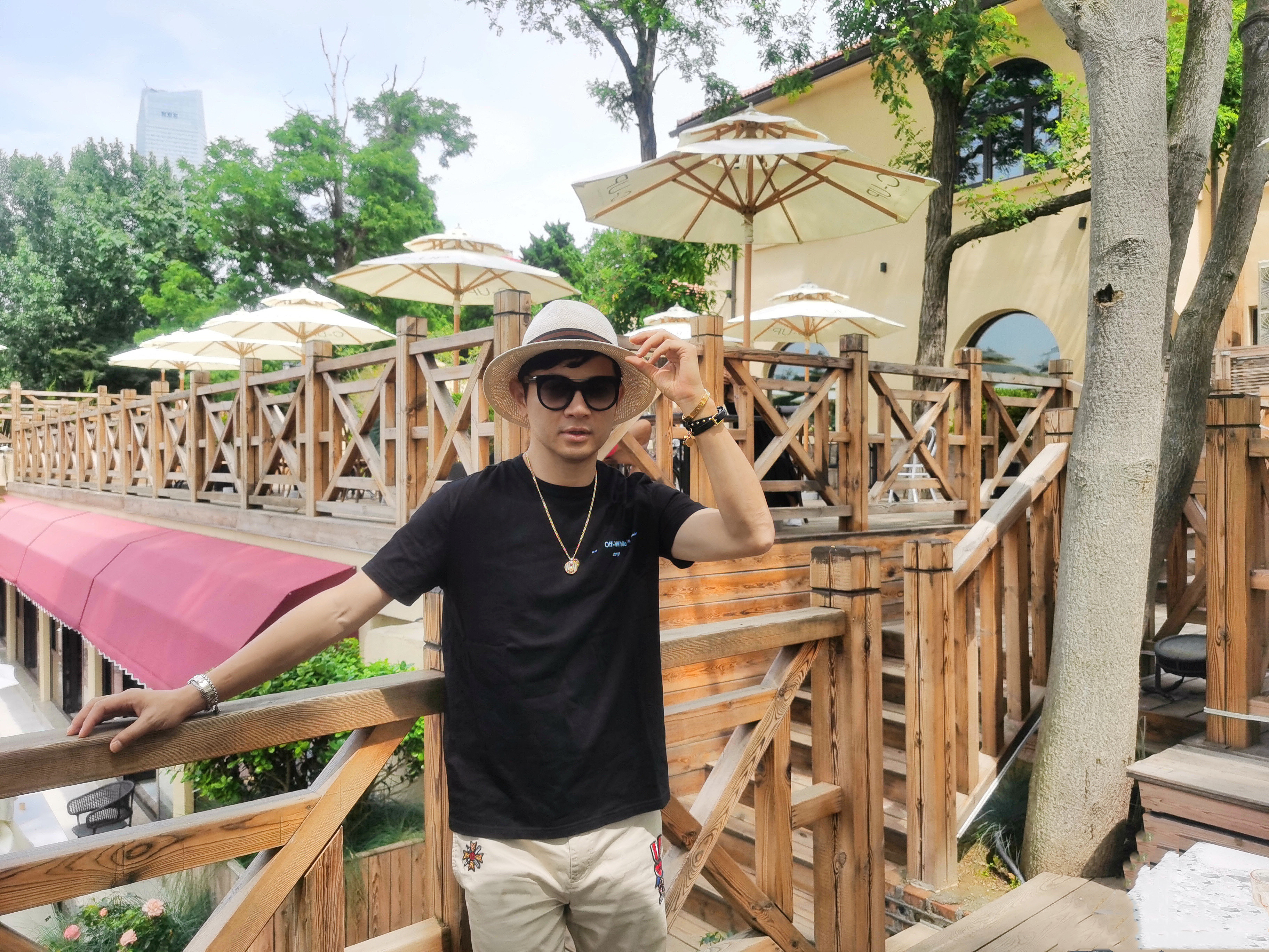 羅中旭
