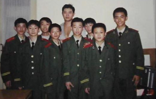 羅中旭